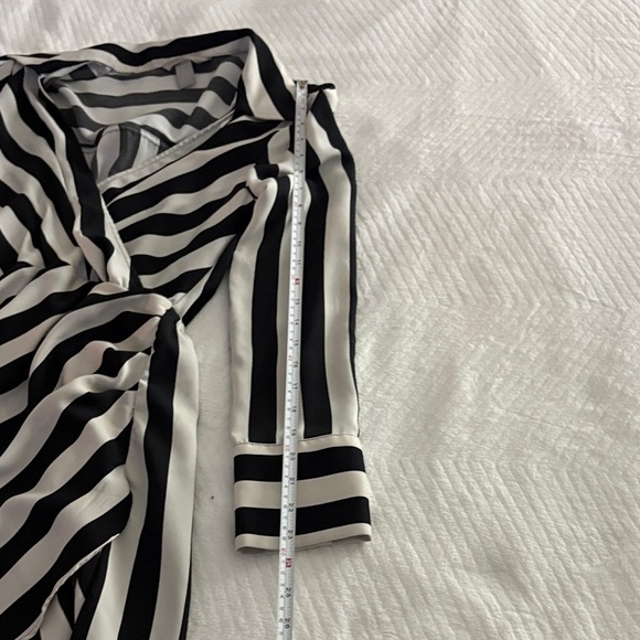 H&M Asymmetrical Black and White Striped Dress - Picture 4 of 4